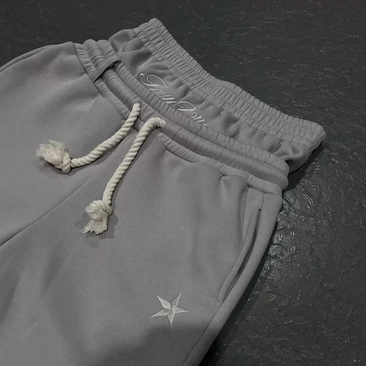 Revelse FV SweatPants Unisex