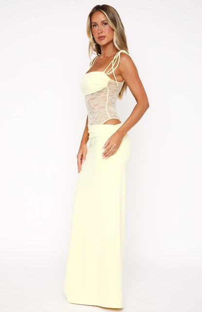 LaceContour™ Maxi Dress